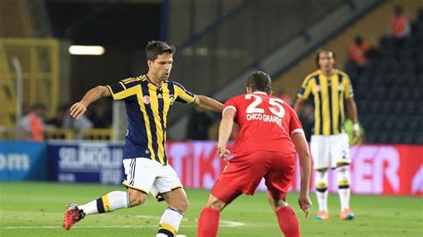 F­e­n­e­r­b­a­h­ç­e­­d­e­n­ ­F­l­a­ş­ ­D­i­e­g­o­ ­R­i­b­a­s­ ­H­a­m­l­e­s­i­